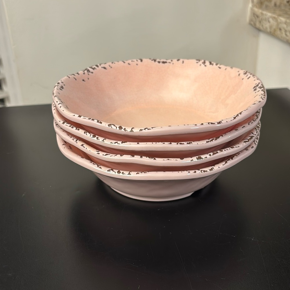 4 Bowl Set Pink